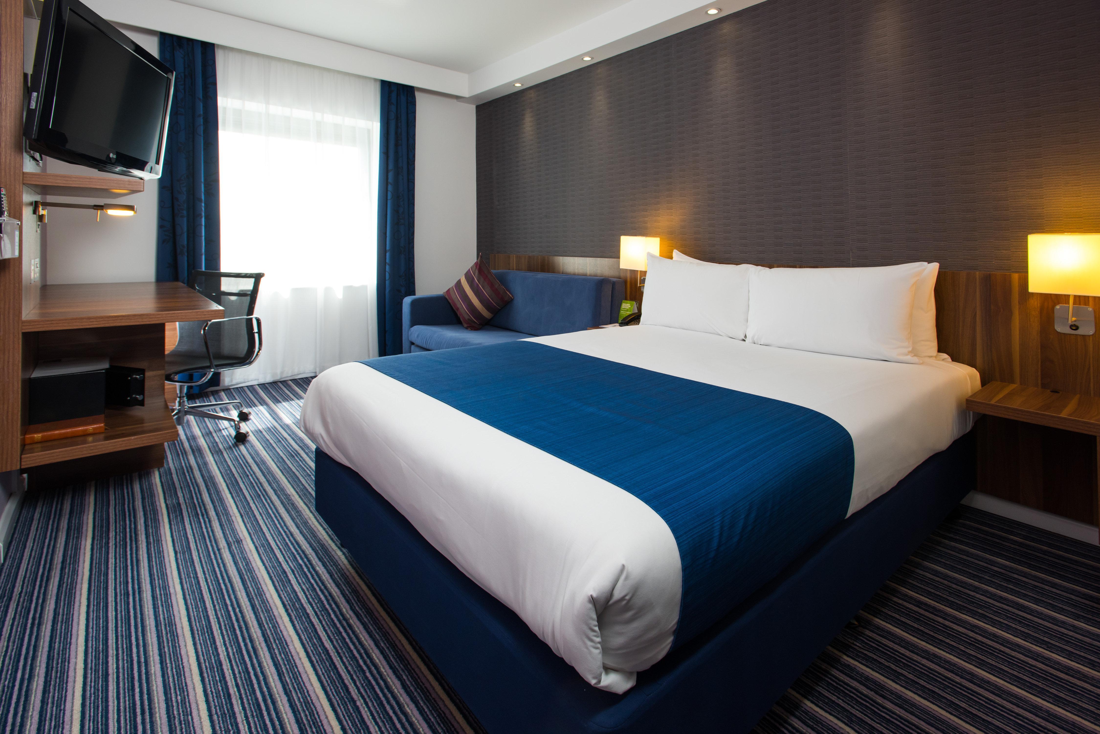 Holiday Inn Express London-Wimbledon-South, An Ihg Hotel מראה חיצוני תמונה